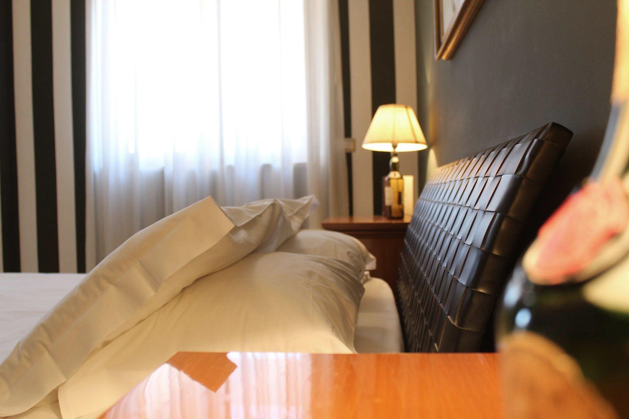 No Tag Urban Hotel Трані Екстер'єр фото