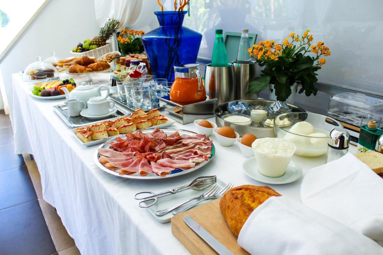 No Tag Urban Hotel Трані Екстер'єр фото